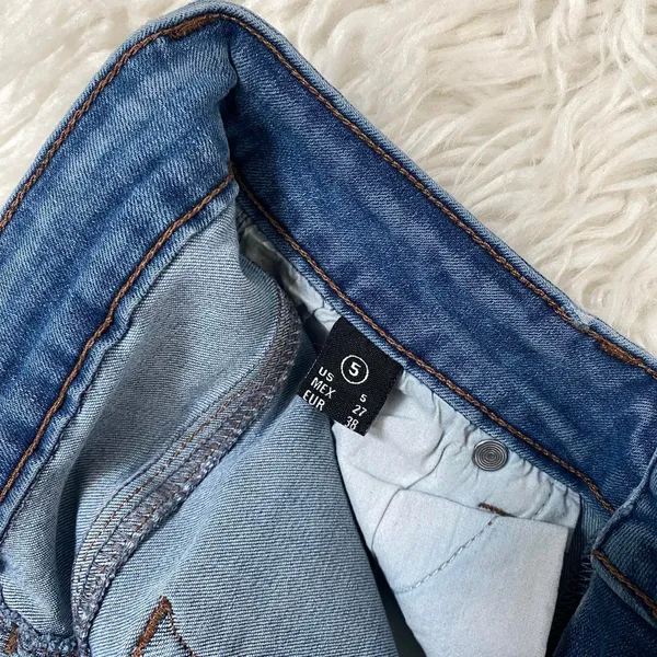 Enjean Blue Denim Skinny Jeans Distressed Raw Hem Y2k Boho Chic Grunge Alt - Image 2