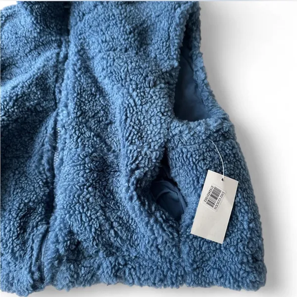 Dry Goods Blue Reversible Sherpa Vest - Image 2
