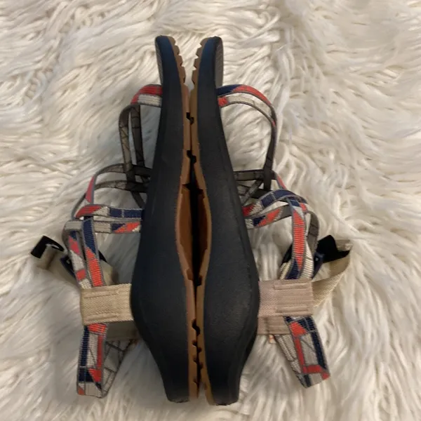 Chacos SANDALS size 9 excellent condition see all photos (P8) - Image 7