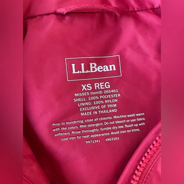 L.L. Bean Women's Vibrant Red Trench Coat - Image 12