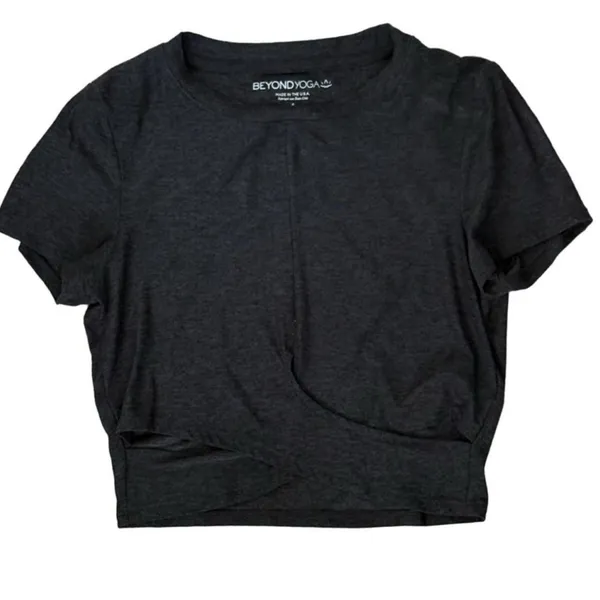 Beyond Yoga Featherweight Under Over Crop Tee - Image 3