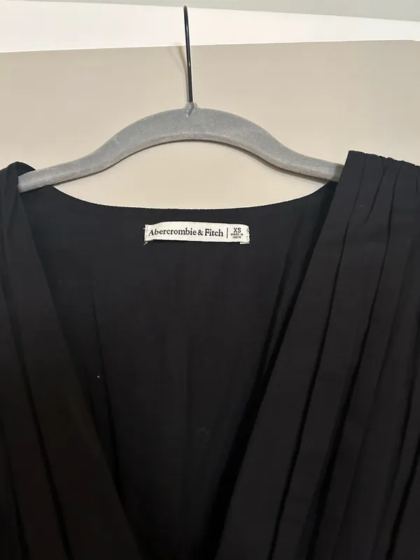 Abercrombie Black V-Neck Smocked Blouse - Image 2
