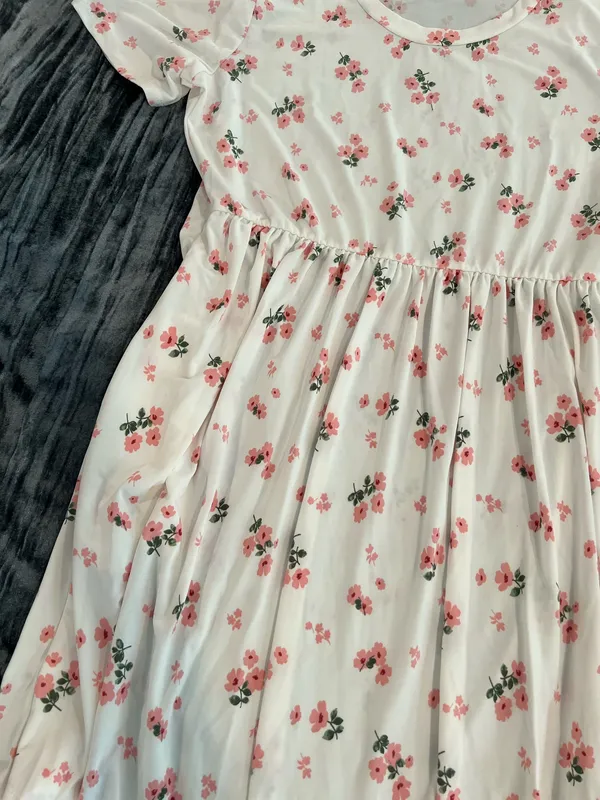 Floral Pink and White Dress size M by perfect peach - Image 2