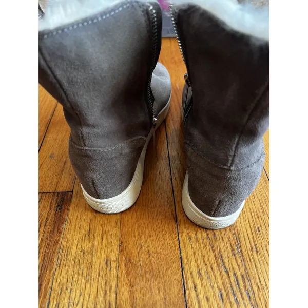 J/Slides NYC Boots Womens Size 8 Gray Suede Faux Fur Lined Ankle Booties Zip - Image 5