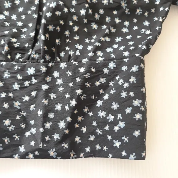 NWT Madewell Rosalind Floral Cropped Button Top L - Image 3