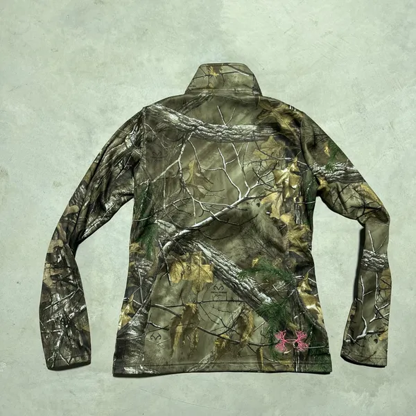 Under Armour Women's SZ Small Realtree Xtra Camo 1/4 Zip Hunting Pullover - Image 7