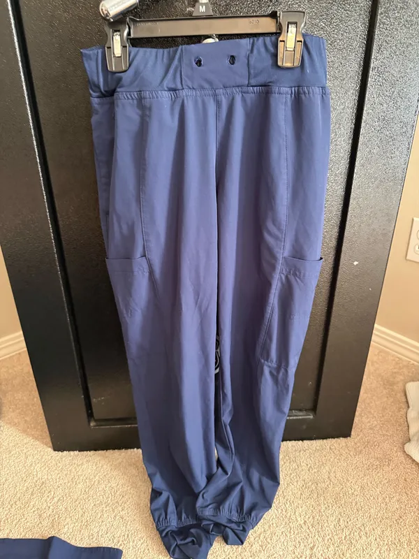 MedCouture navy blue scrub set - Image 2