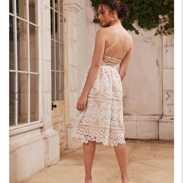 Two Sisters Annabelle Sleevess Lace V Neck Midi Dress White Size XS NWT - Image 3