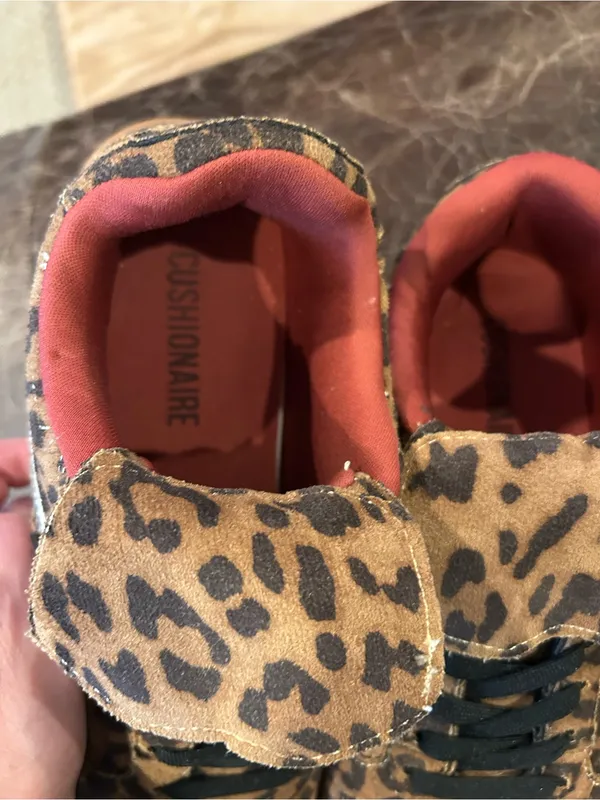 Cushionare Astro Retro SneakerLeopard Print Oversized Fold-over Skate Tongue - Image 6