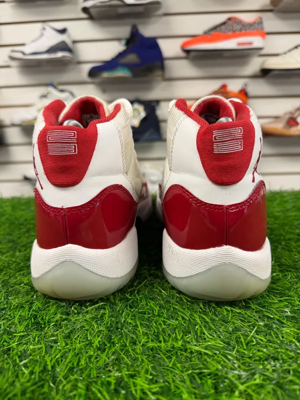 Size 6.5Y. NIKE AIR JORDAN 11 RETRO HIGH CHERRY GS -- Pre-L❤️ved - Image 3