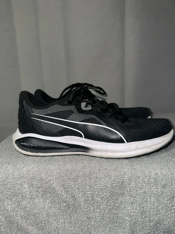 Youth Puma Sneakers  - Image 3