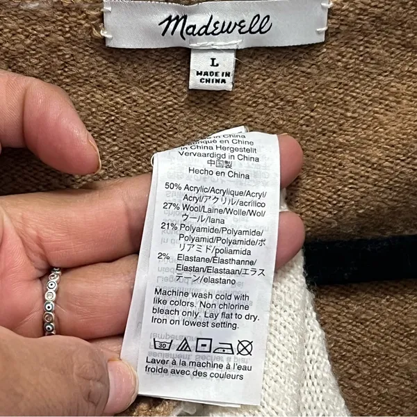 Madewell Short Kent Ex-Boyfriend Cardigan Sweater in Colorblock Large‎ casual - Image 9