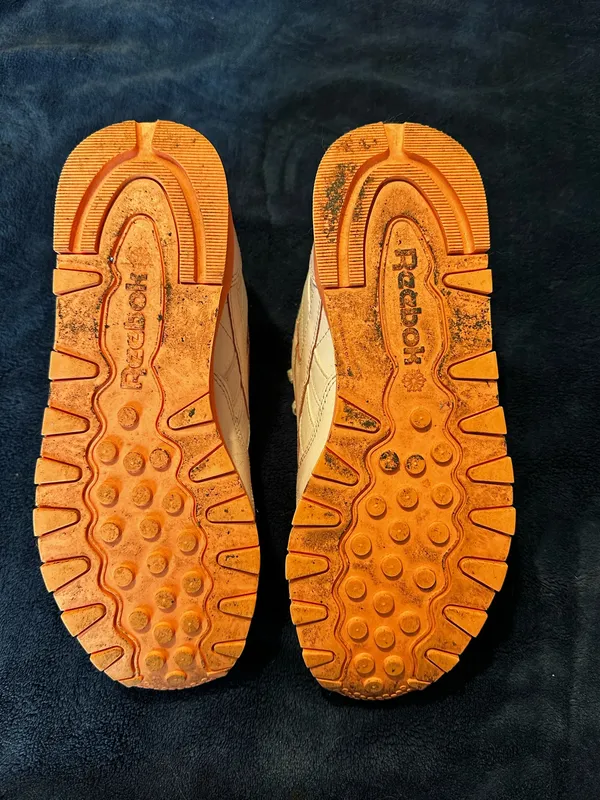 Women’s Reebok Sneakers - Image 3