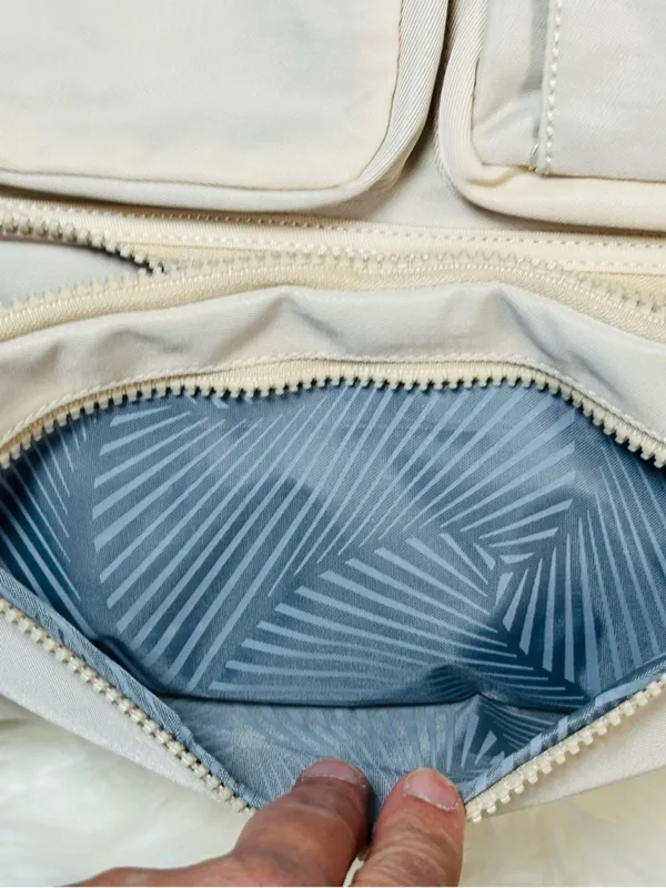 Everyday Utility Tote Bag in Light Beige - Multiple Pockets - Image 7