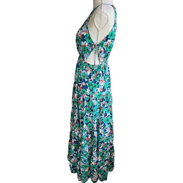 Aakaa green floral maxi dress halter side cutouts summer tiered feminine medium - Image 4