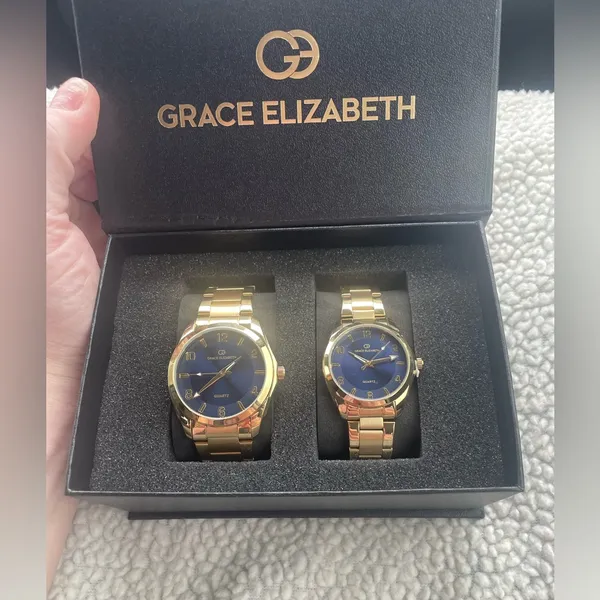 Grace Elizabeth set of his and hers gold watches - Image 6