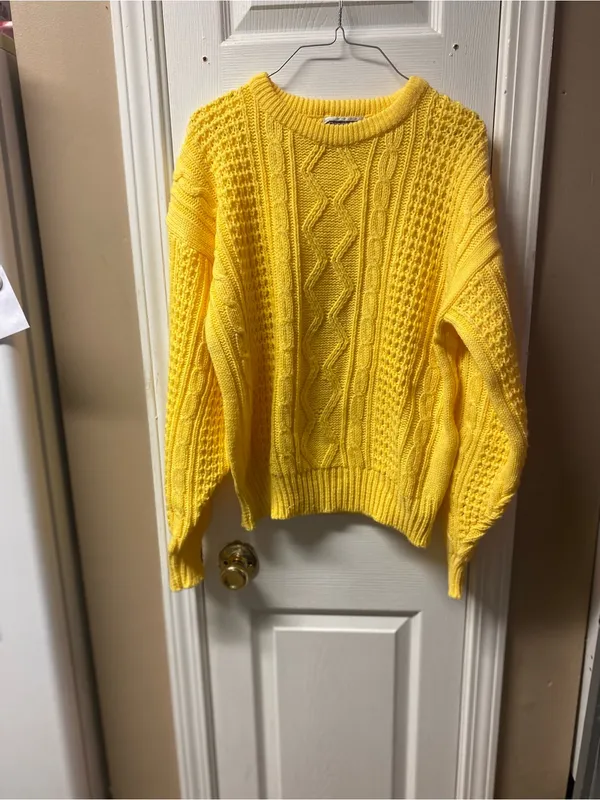 Vintage Bright Yellow Cable Knit Crewneck Sweater for Women - Image 5