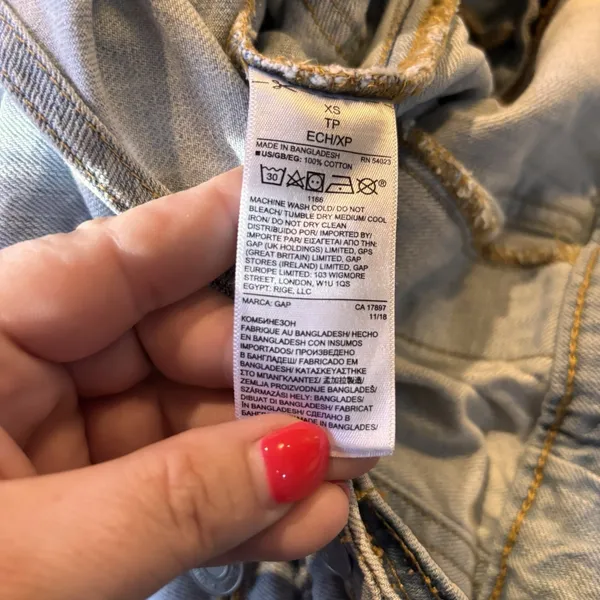 GAP Denim Light Wash Overalls XS Womens Light Indigo Bib‎ Jeans - Image 7
