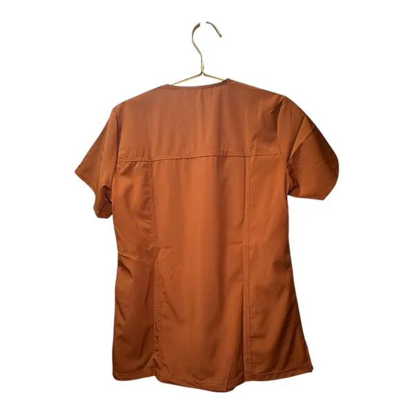 GT Performance Cinnamon Brown Scrub Top Women’s Size S – New With Tags - Image 4