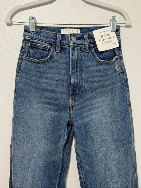 NWT Abercrombie & Fitch The ‘90s Relaxed Jean Ultra High Rise Size 25 0 NEW - Image 3
