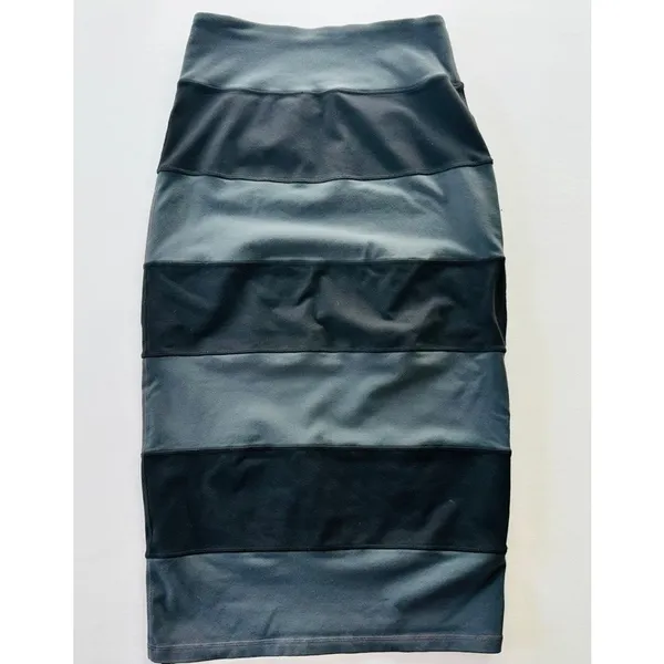 Lululemon Yoga Over Skirt Coal Black Size 4 Pencil Midi Straight Slim Bodycon - Image 3