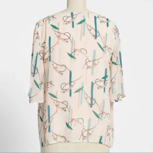 Emily and Fin ModCloth Monkey Around Town Blouse Size Large - Image 2