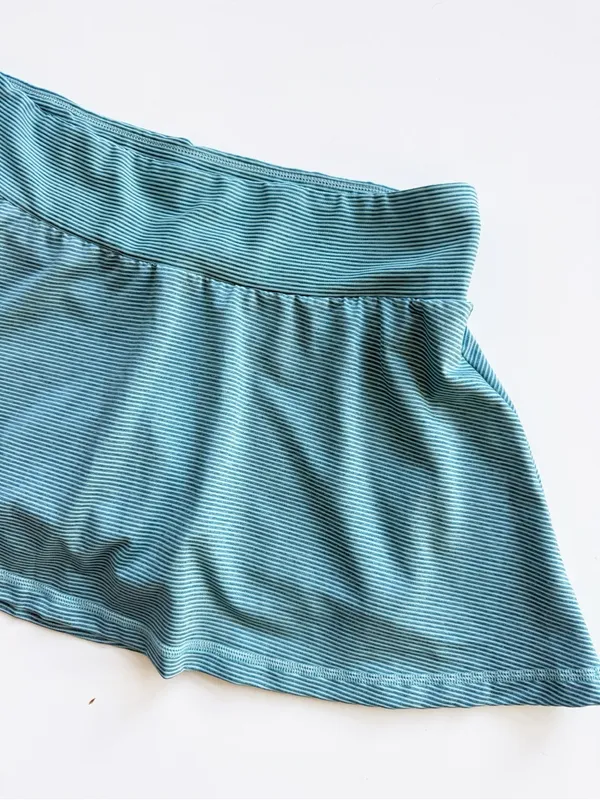 Adidas Striped Tennis Skirt Medium - Image 3