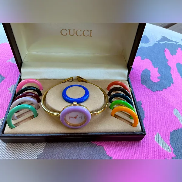NICE GUCCI bangle watch set 💜🩵💙❤️🤎💗💛💚 - Image 8