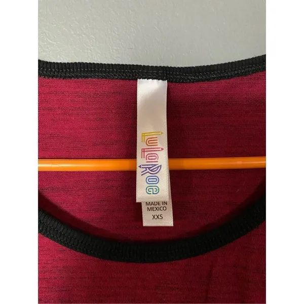 LulaRoe Heathered Red Short Sleeve Shirt Size XXS - Image 3