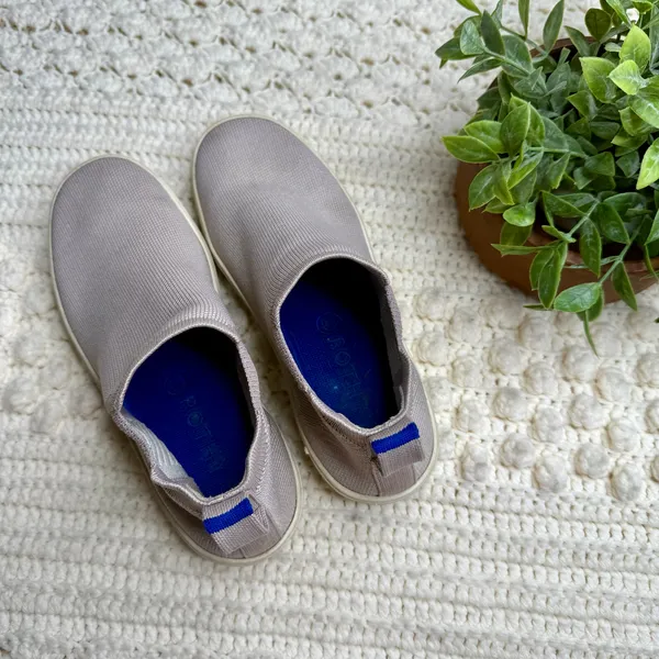 ROTHY'S Women's Size 6.5 Chelsea Boot Shoes Lilac Gray Slip On High Top Sneaker - Image 5