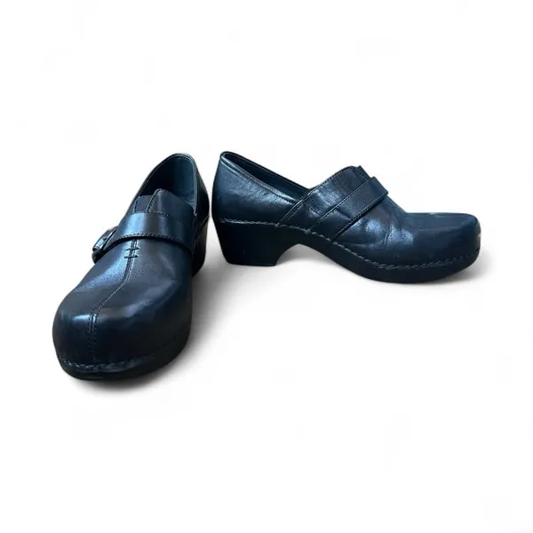Dansko Tamara Black Leather Buckle Clogs EU 40 US 9.5 10 Comfort Career Shoes - Image 6