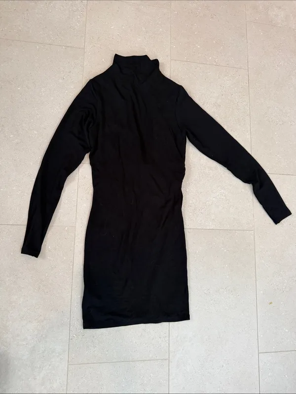 ASOS Black Long-Sleeve Backless Dress - Image 2