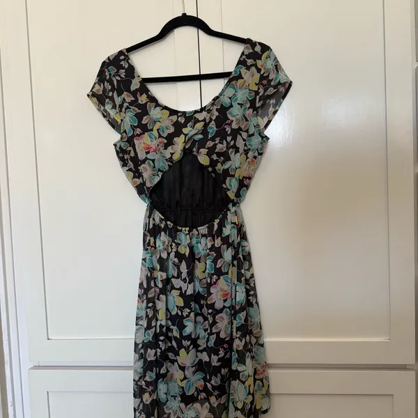 Women’s floral American Rag CIE dress - Image 8