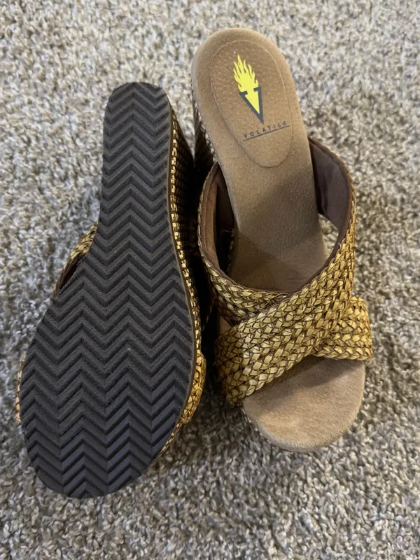 Volatile Woven Tan/Brown Platform Wedge Sandals Tan Size 7 - Image 6