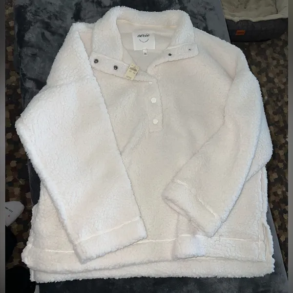 Aerie Oversized Cloud Sherpa Quarter Snap Pullover Size Medium New with tag - Image 8
