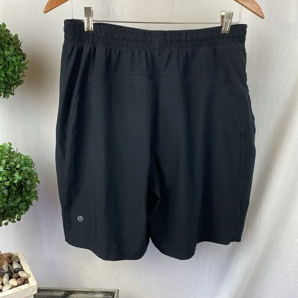 Lululemon Black Elastic Waist Athletic Sport Athletic Shorts L - Image 2