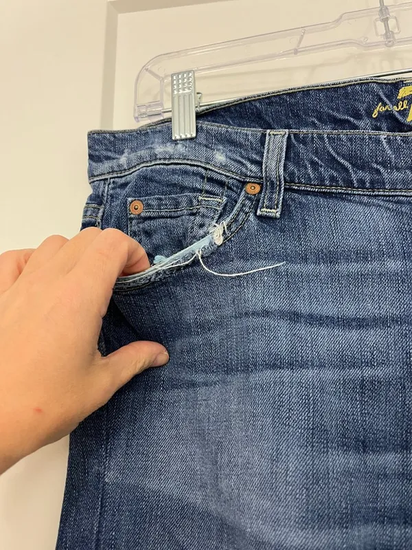 7 For All Mankind Size 30 Josefina Cropped Skinny Boyfriend Jeans - Image 3