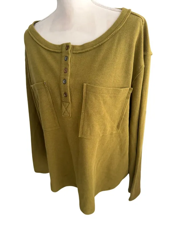 POL Waffle Knit Martini Green Long Sleeve Top Size Large - Image 2