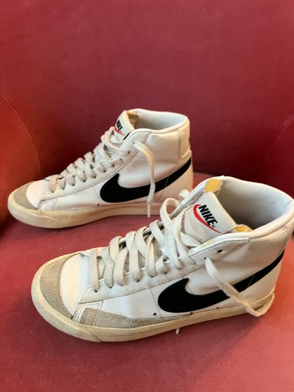 Nike Blazer Mid 77 Women’s 6.5 - Image 2