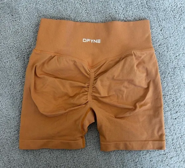 DFYNE Dynamic Shorts 4.5" - Image 2