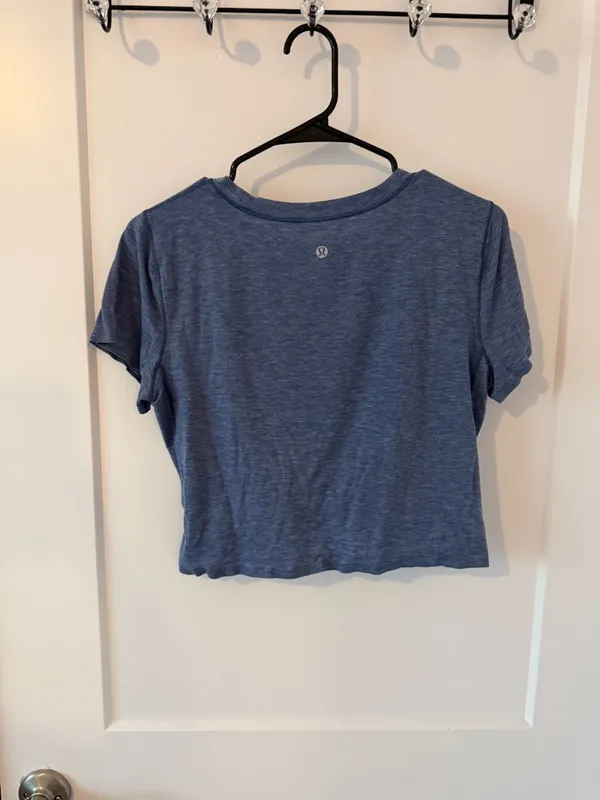 Lululemon Intended Crop Tee - Image 3