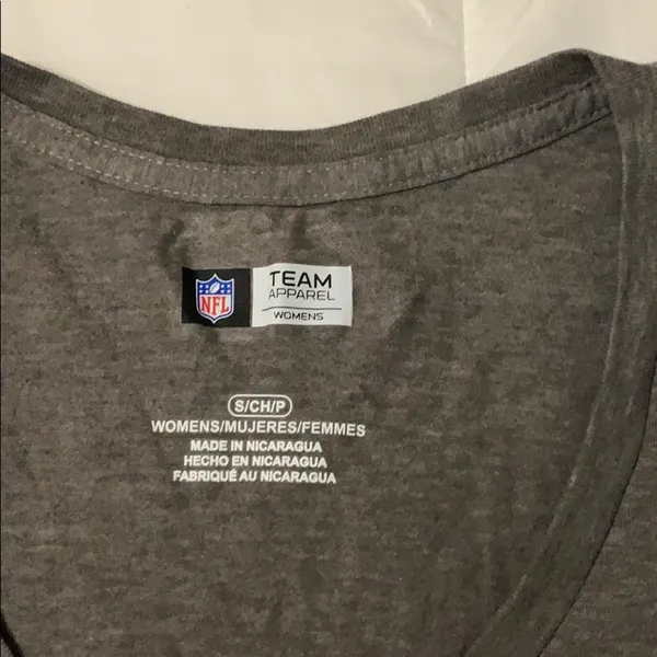National Football League Philadelphia Eagles Ladies Pullover Top size Small - Image 2