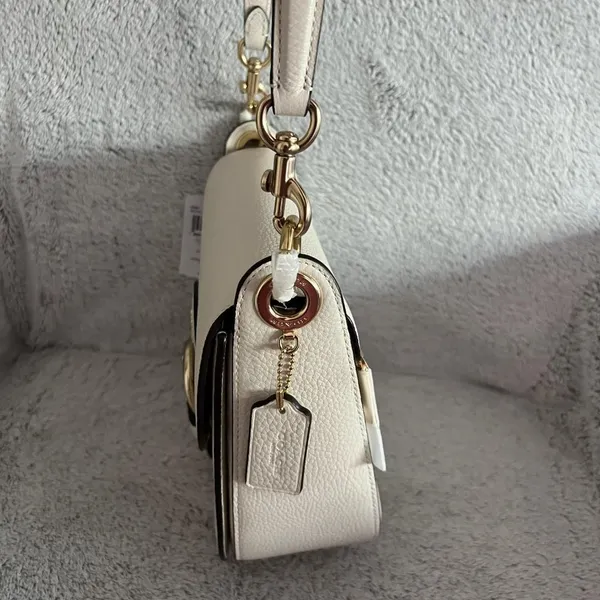 Coach Kleo Shoulder Bag 23 crossbody c5686 - Image 4
