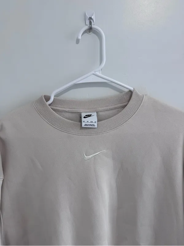 Nike Sportswear Phoenix Fleece Women's Oversized Crew-Neck Sweatshirt - Image 3