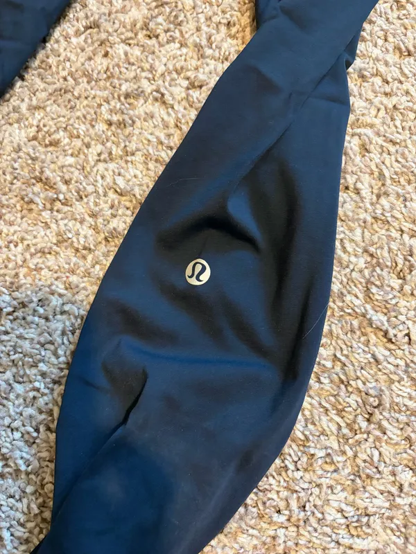 Lululemon Navy Blue Leggings - Image 2