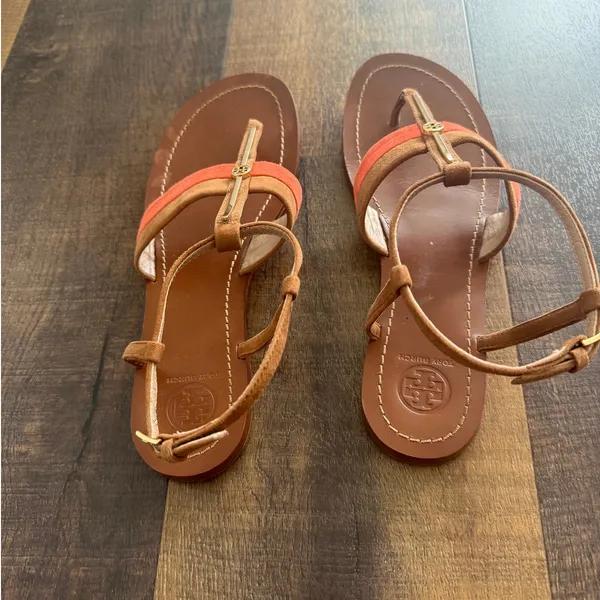 Tory Burch Logo T Strap Sandals Brown Coral Leather Flat Sandal Size 9 - Image 4