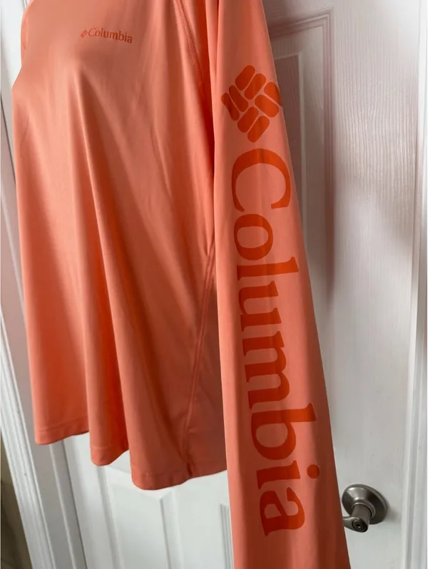 Columbia Omni-Shade peach hooded long sleeve top - Image 5