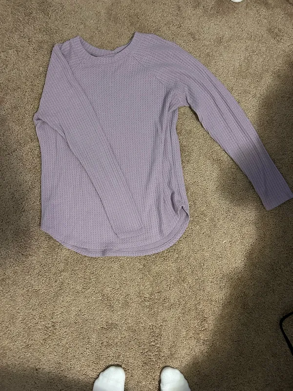 Light Purple American Eagle Sweater - Image 4