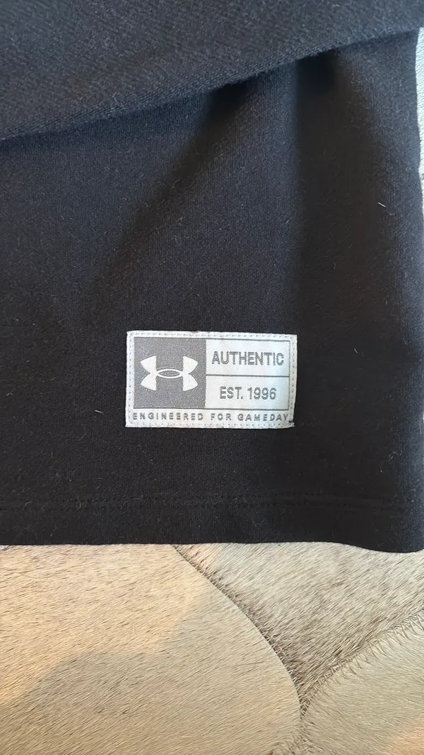 University of Dayton Under Armour Top - Image 3