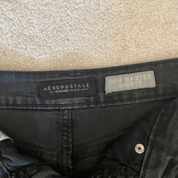 Aeropostale Black High Waisted Distressed Shorts Size 00 - Image 7